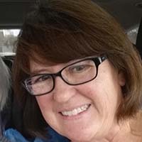 cynthia robinson bee well honey farm