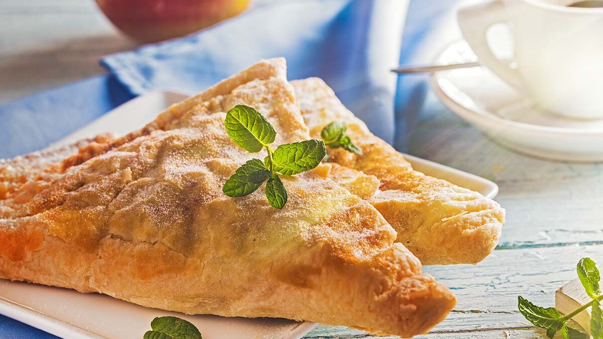Apple Honey Turnovers