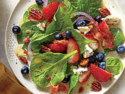 Spinach Salad with Honey Dressing and Honeyed Pecans